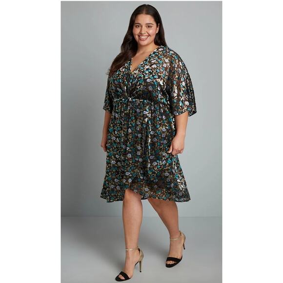 Modcloth Dramatic Depths Velvet Dress Large BNWT - Picture 9 of 9